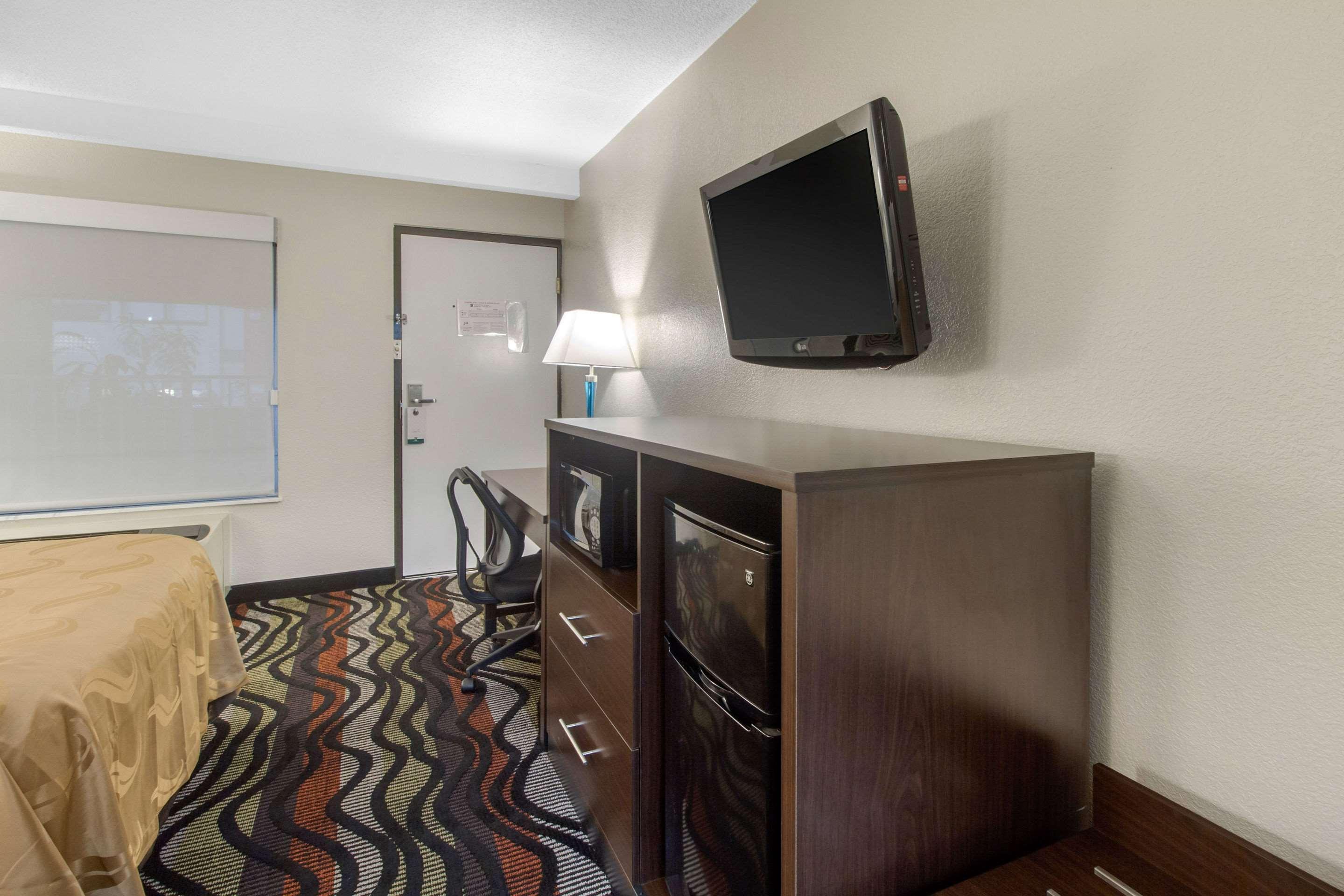 Quality Inn Cookeville Eksteriør billede