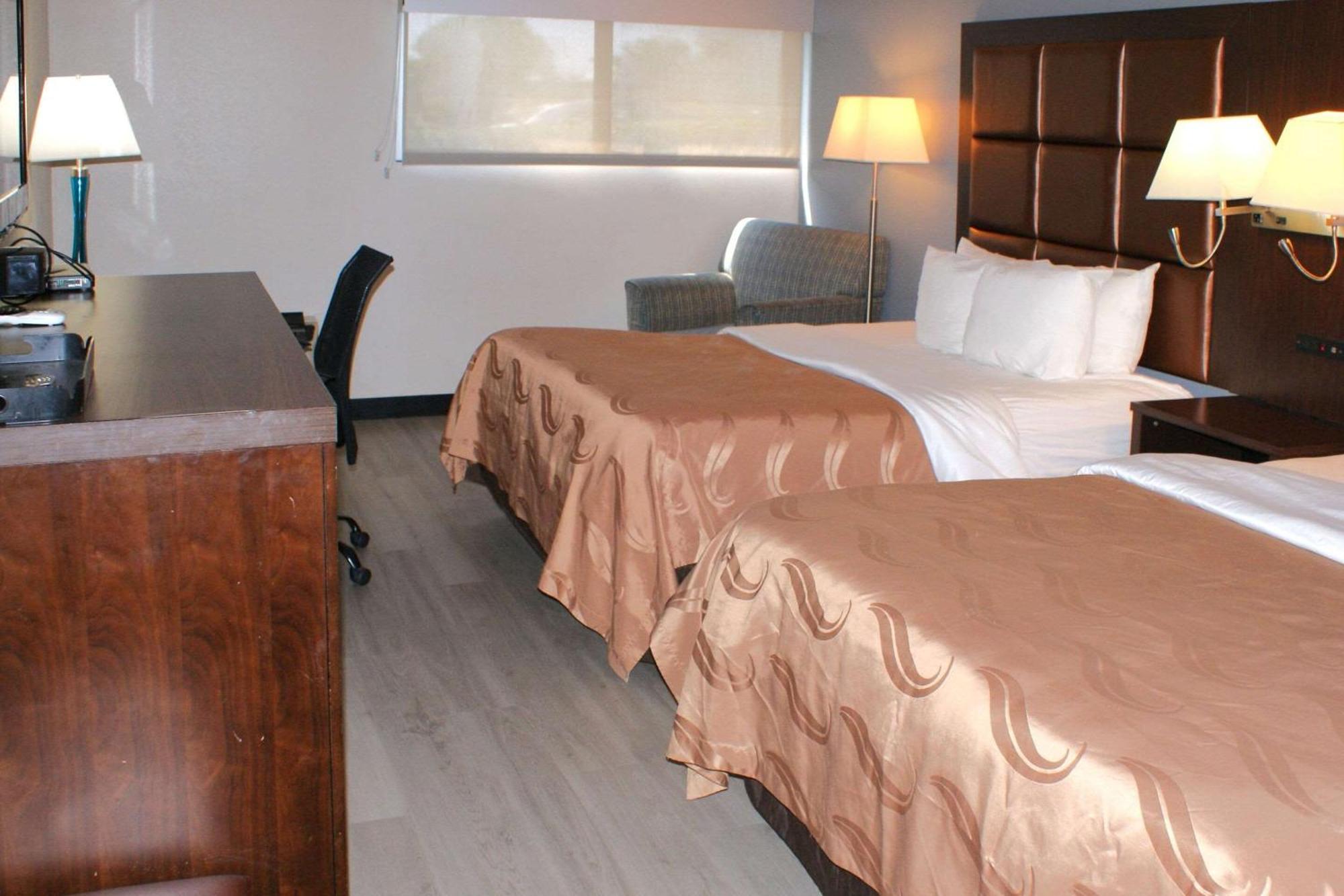 Quality Inn Cookeville Eksteriør billede